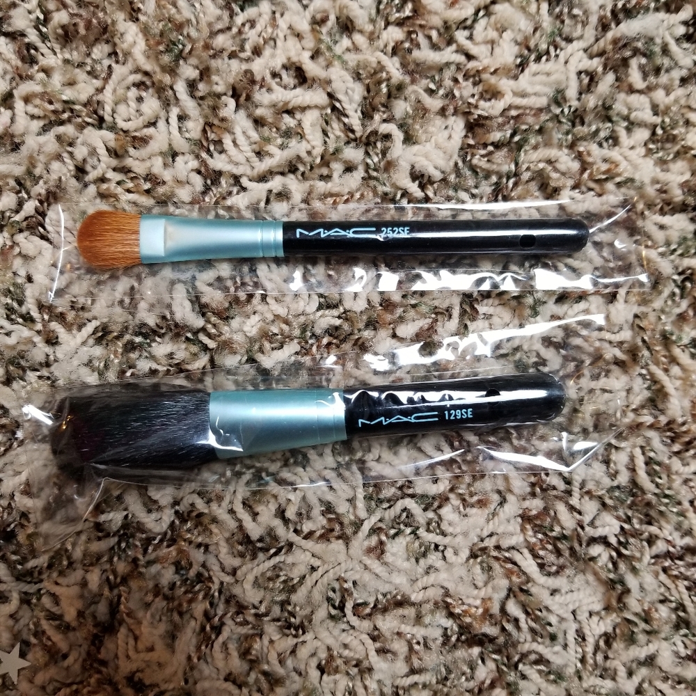 MAC Mini Brushes